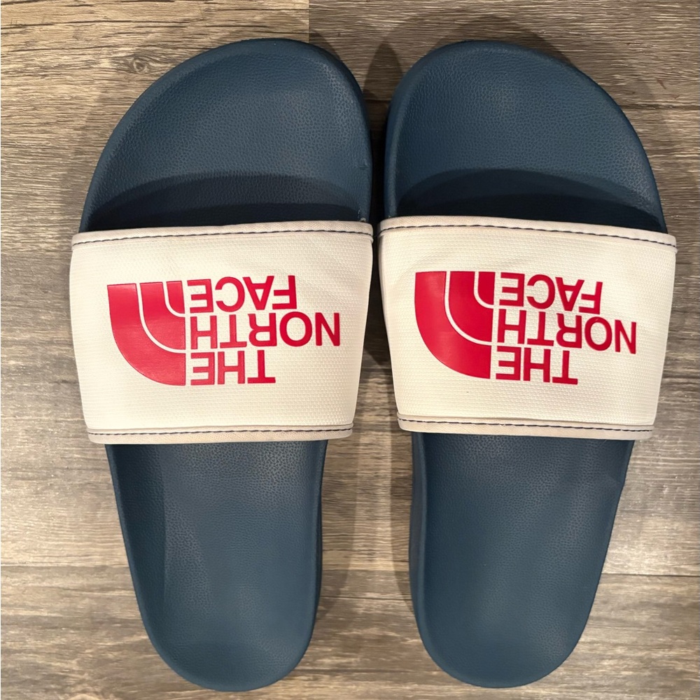 The North Face Women’s Bade Camp III Slides - Size 9 🔴⚪️🔵 - Picture 7 of 7